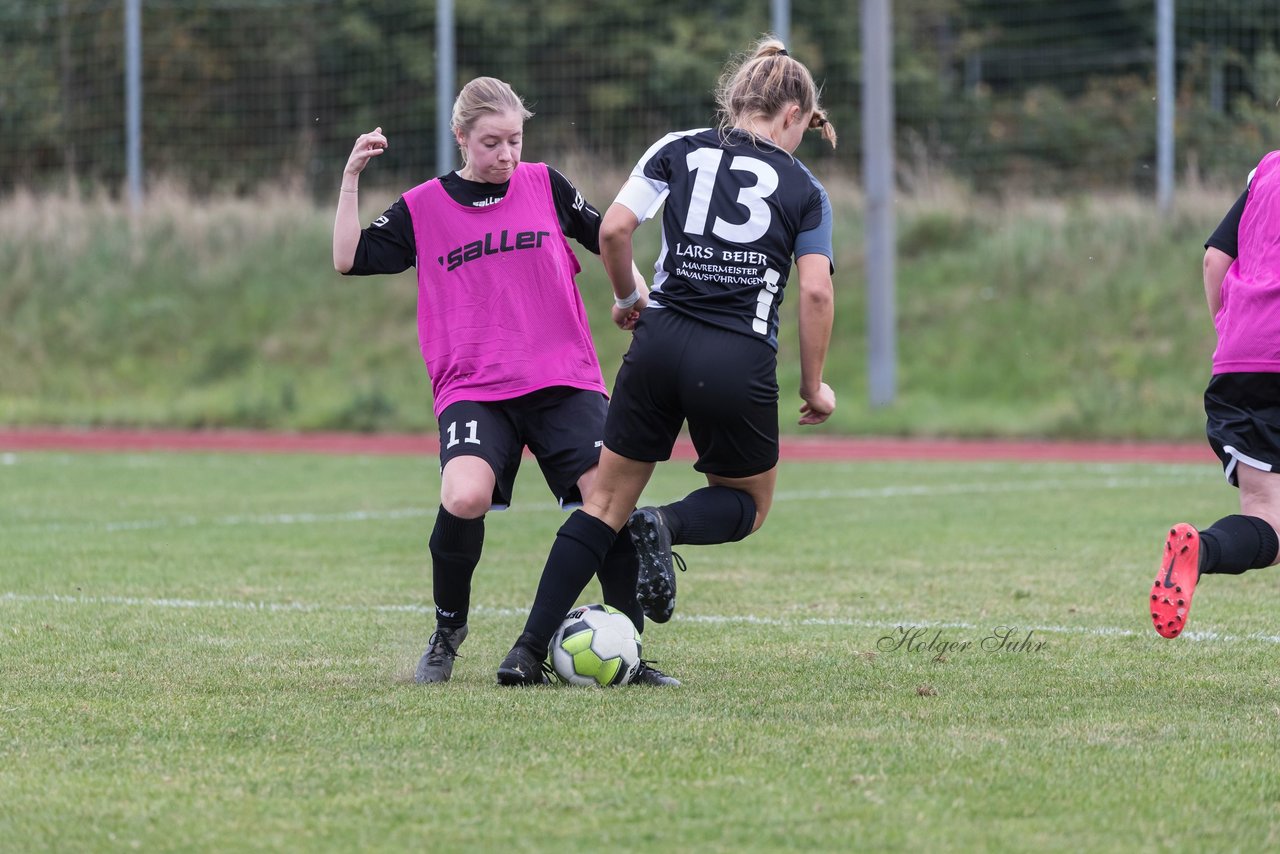 Bild 112 - Frauen Grossenasper SV - SV Steinhorst/Labenz : Ergebnis: 1:3